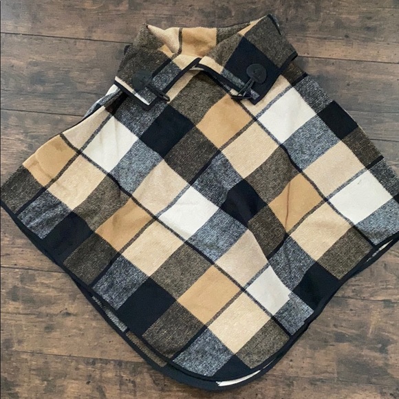 Fall Checkered Gingham Plaid Cape Poncho - Picture 4 of 5